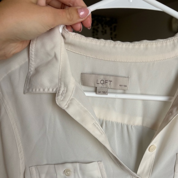 🤍sheer button up🤍 - Picture 4 of 5